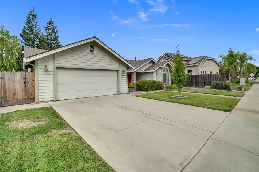 2071 N Daubenberger Road, Turlock, CA 95382 - #2