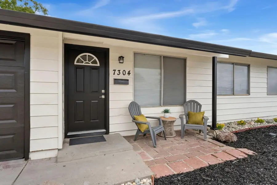 7304 Hutchins Way, North Highlands, CA 95660 - #3