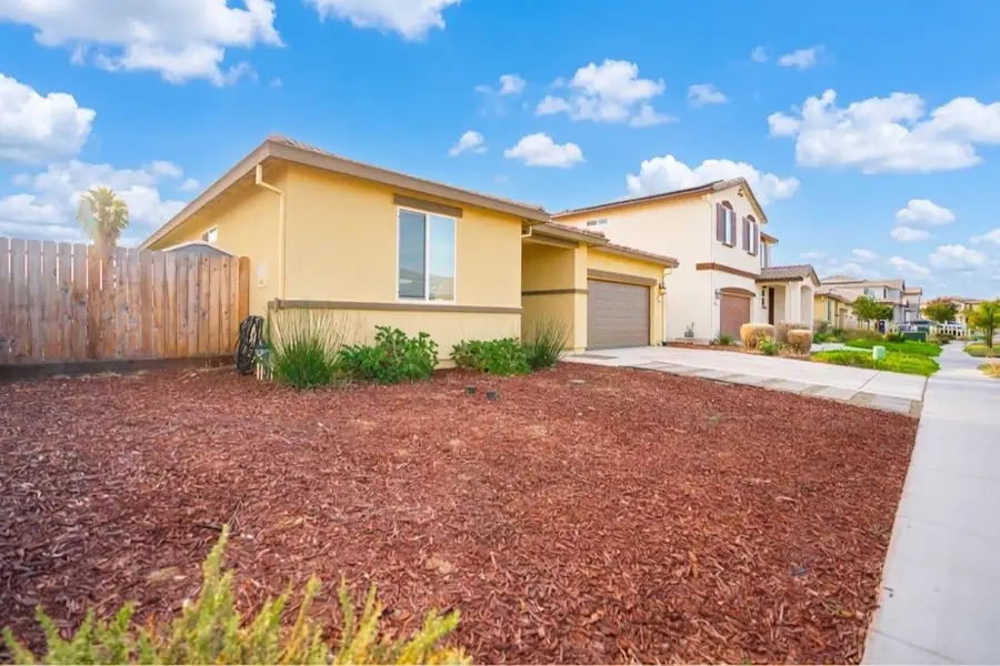 329 Lolly Way, Los Banos, CA 93635 - #2