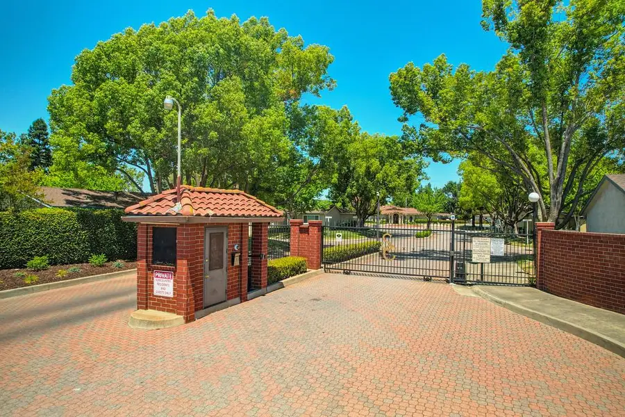 7413 Sunny Meadows Lane, Sacramento, CA 95828 - #3