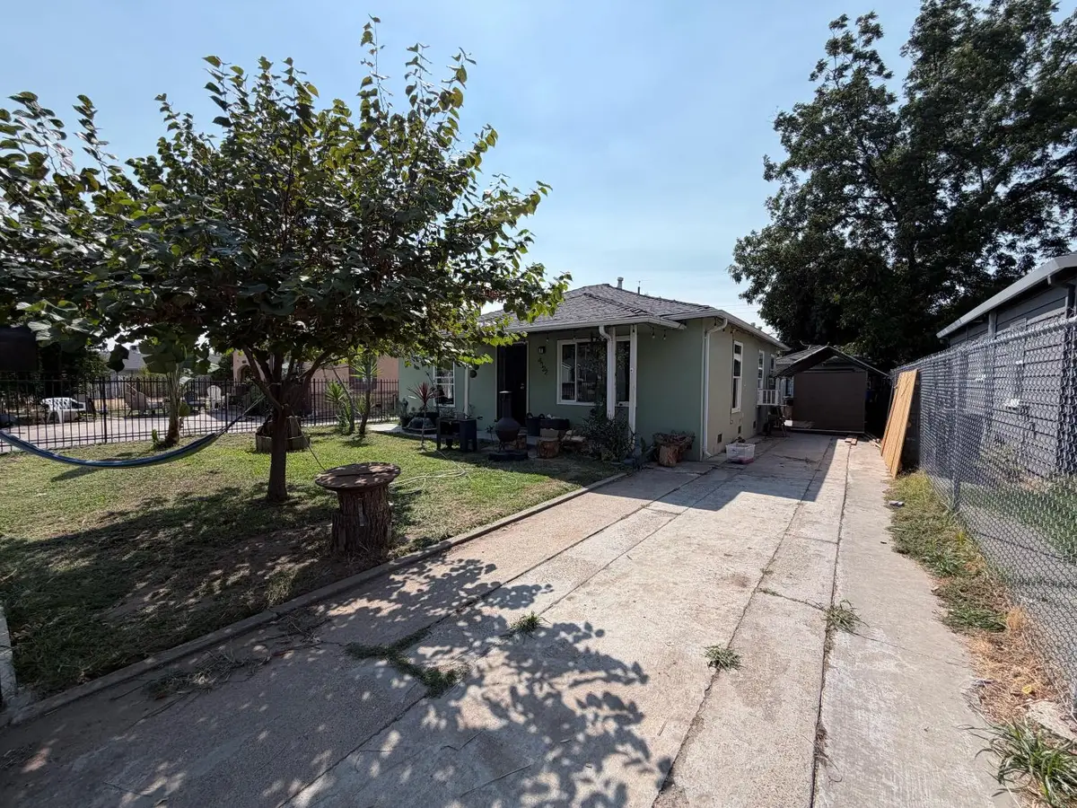 4122 Howard Avenue, Sacramento, CA 95820 - #1