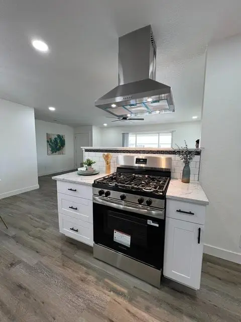 6445 7th Street, Riverbank, CA 95367 - #2