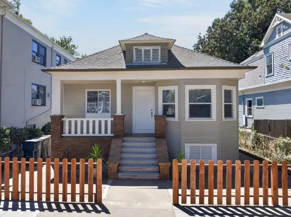 1026 V Street, Sacramento, CA 95818 - #1