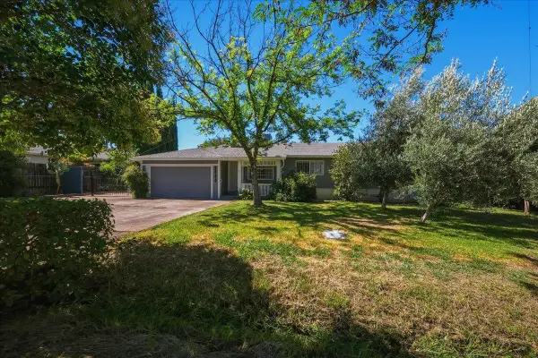 5444 North Avenue, Carmichael, CA 95608