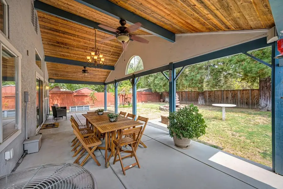 7130 Shingle Wood Way, Rio Linda, CA 95673 - #2