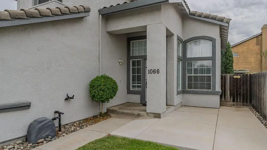 1066 Ruess Road, Ripon, CA 95366 - #2