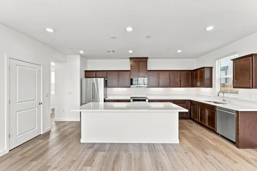 46 Solvang Court, Elk Grove, CA 95758 - #2