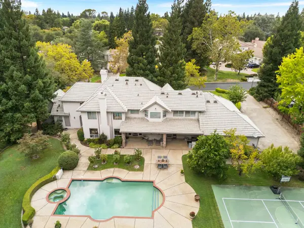 8708 W Hammersmith Lane, Fair Oaks, CA 95628