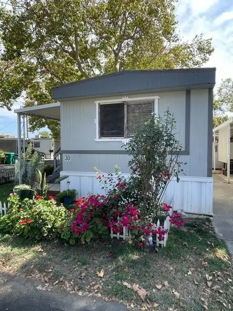 621 E Lockford Street #30, Lodi, CA 95240