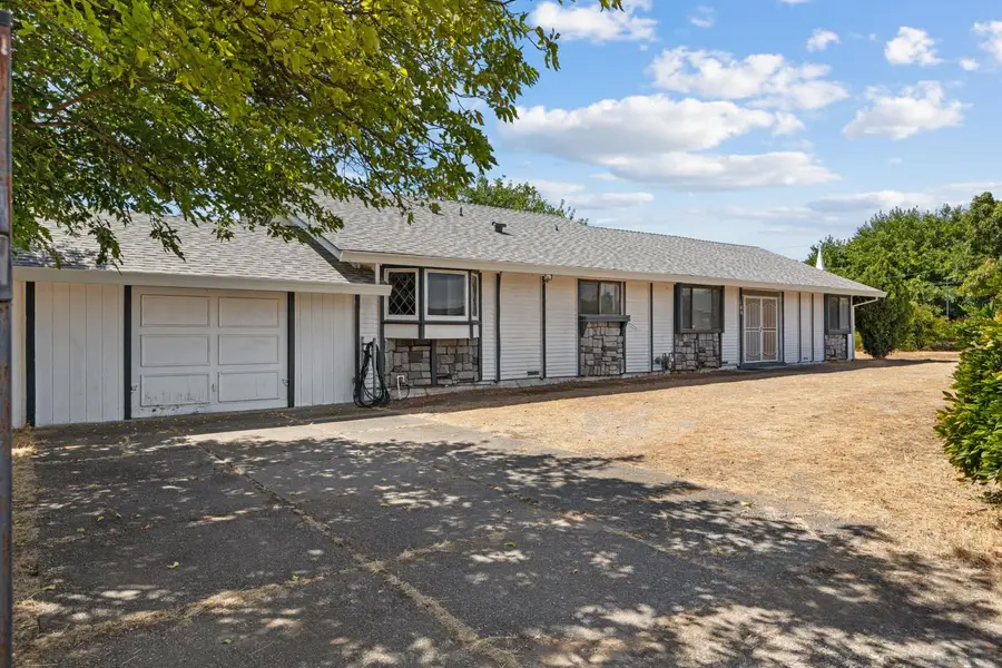 100 W Delano Street, Elverta, CA 95626 - #2