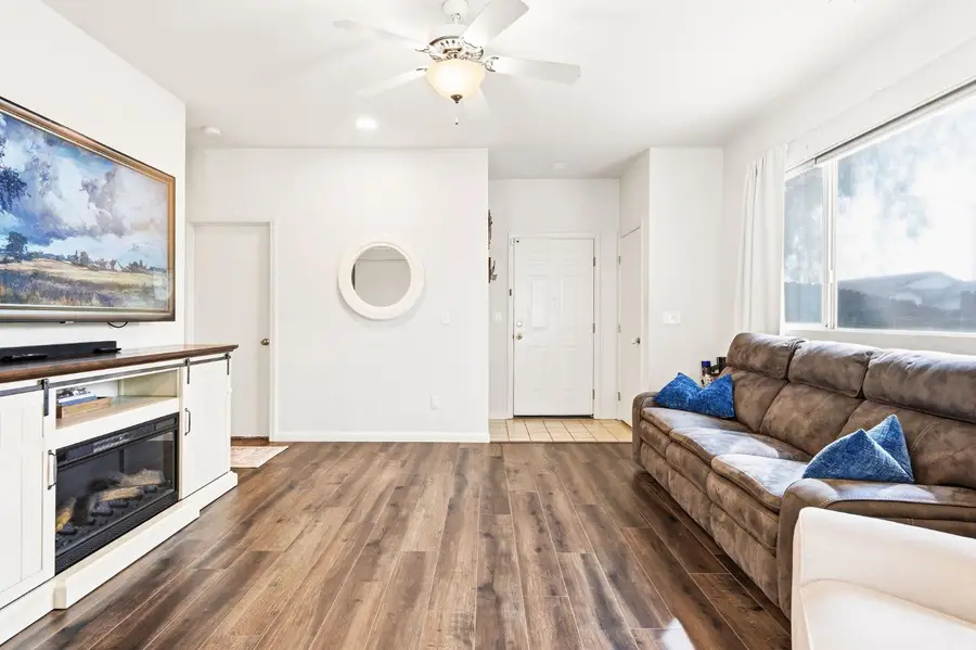 7924 Symington Way, Sacramento, CA 95829 - #2