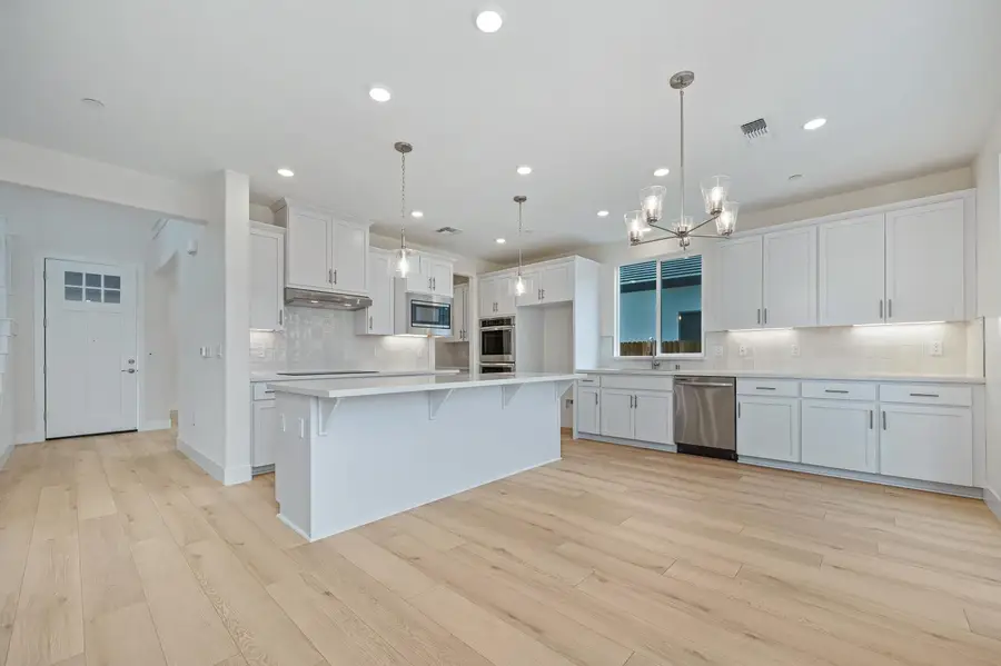 2072 Pogonia Street, Roseville, CA 95747 - #3