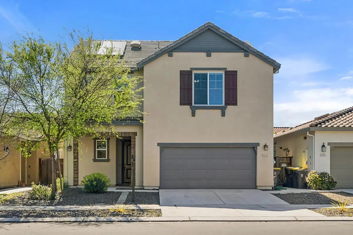 2432 Middlebury Dr, Lathrop, CA 95330 - #1
