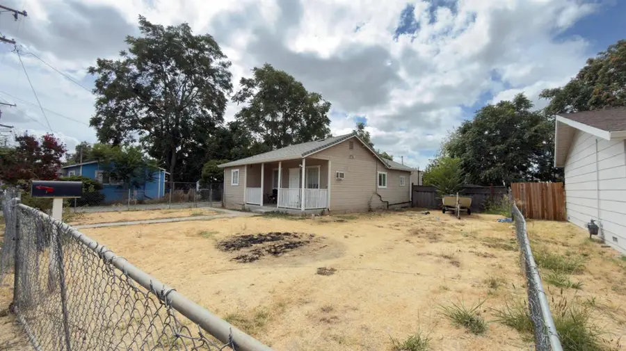 5522 Cottonwood Avenue, Linda, CA 95961 - #3