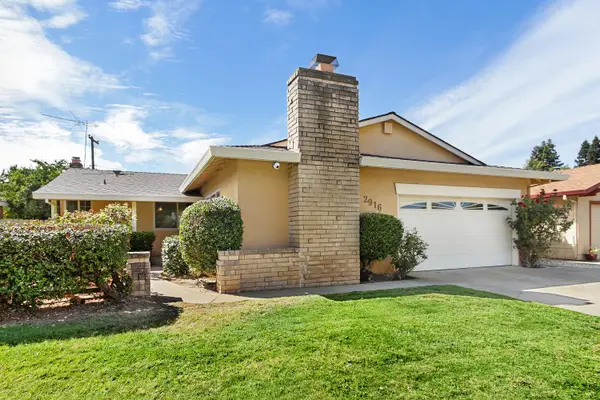 2916 Notre Dame Drive, Sacramento, CA 95826