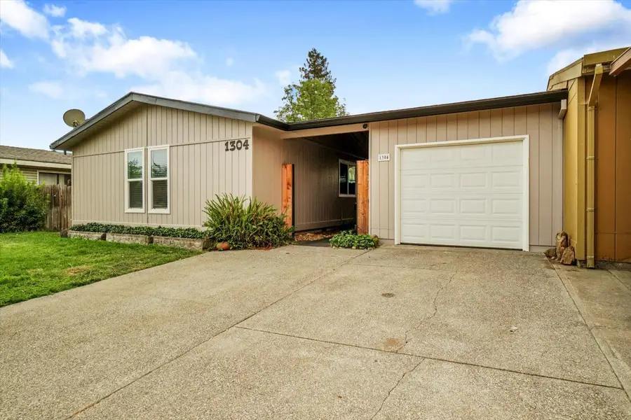 1304 Monroe Court, Woodland, CA 95776 - #2