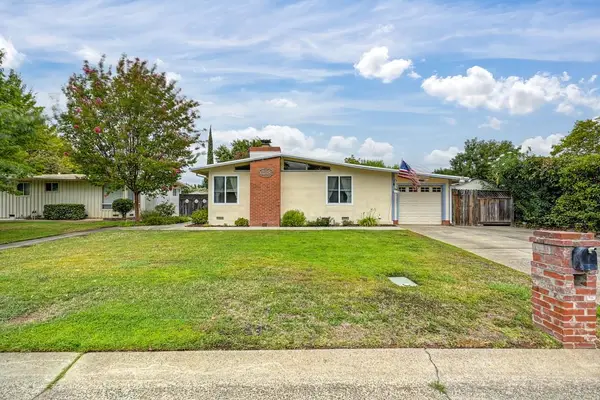 4933 Saint Lynn Lane, Carmichael, CA 95608