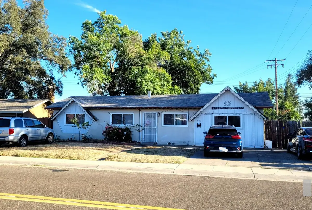 7100 Parish Way, Citrus Heights, CA 95621 - #1