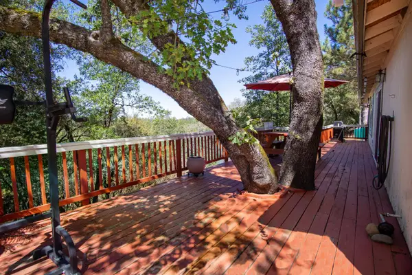 2320 Combie Road, Meadow Vista, CA 95722