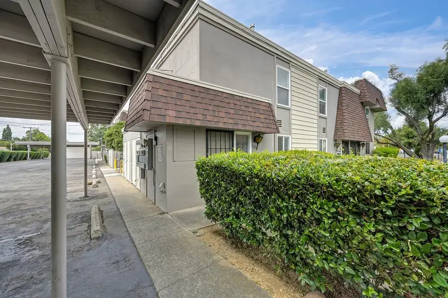 5686 Hillsdale Boulevard, Sacramento, CA 95842 - #3