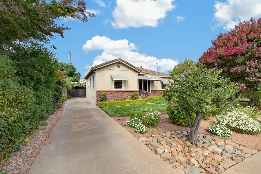 729 Howard Street, Lodi, CA 95242 - #3