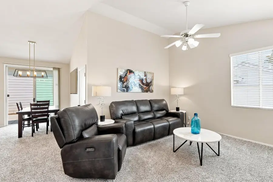 9389 Laguna Pointe Way, Elk Grove, CA 95758 - #3