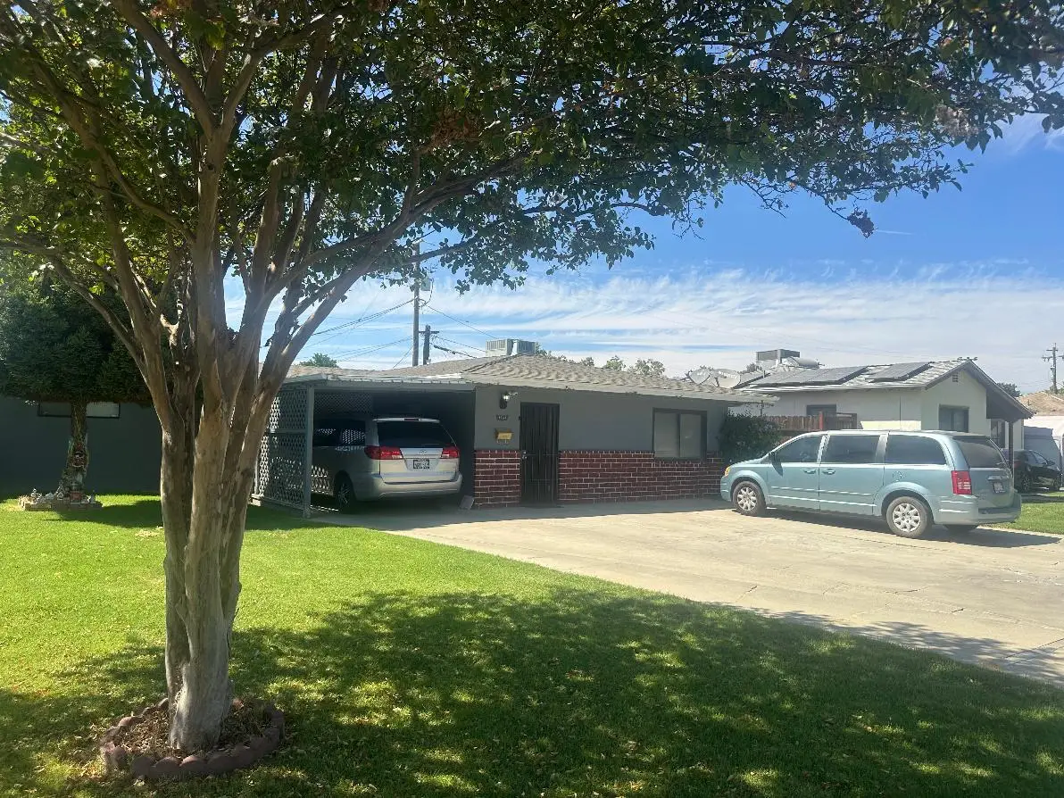 1131 Arizona Avenue, Los Banos, CA 93635 - #1