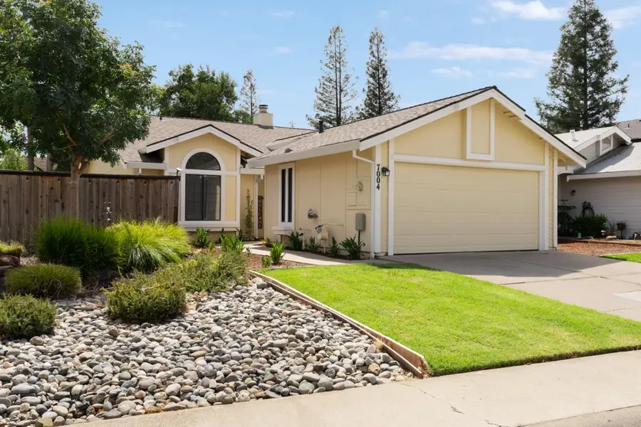 7004 Springmont Drive, Elk Grove, CA 95758 - #3