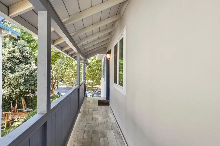 627 T Street, Sacramento, CA 95811 - #2
