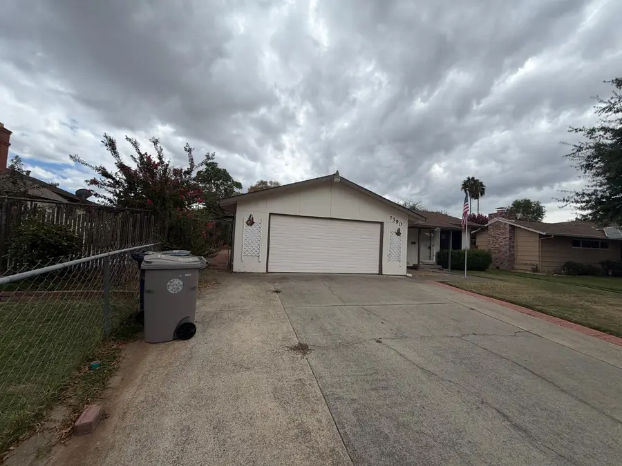 7390 Cranston Way, Sacramento, CA 95822 - #2