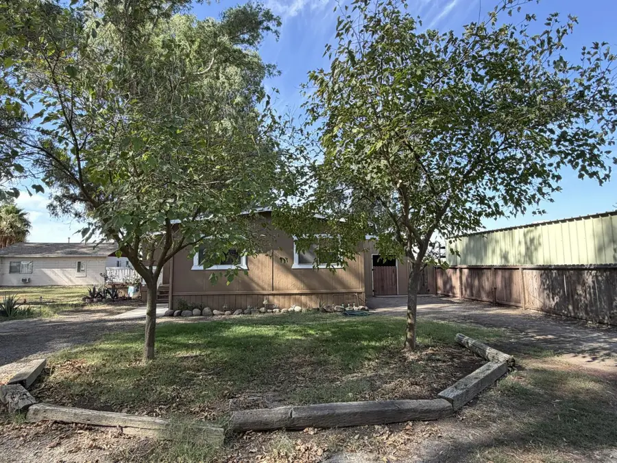 24160 W Frontier Street, Los Banos, CA 93635 - #3