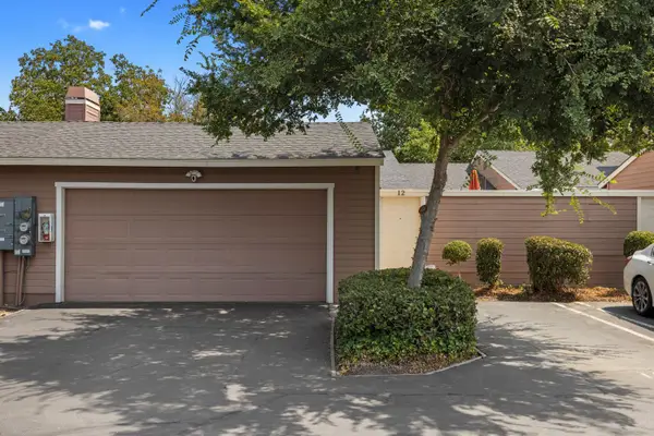 1200 Lakewood Avenue #12, Modesto, CA 95355