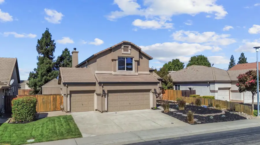 723 Stewart Street, Folsom, CA 95630 - #3