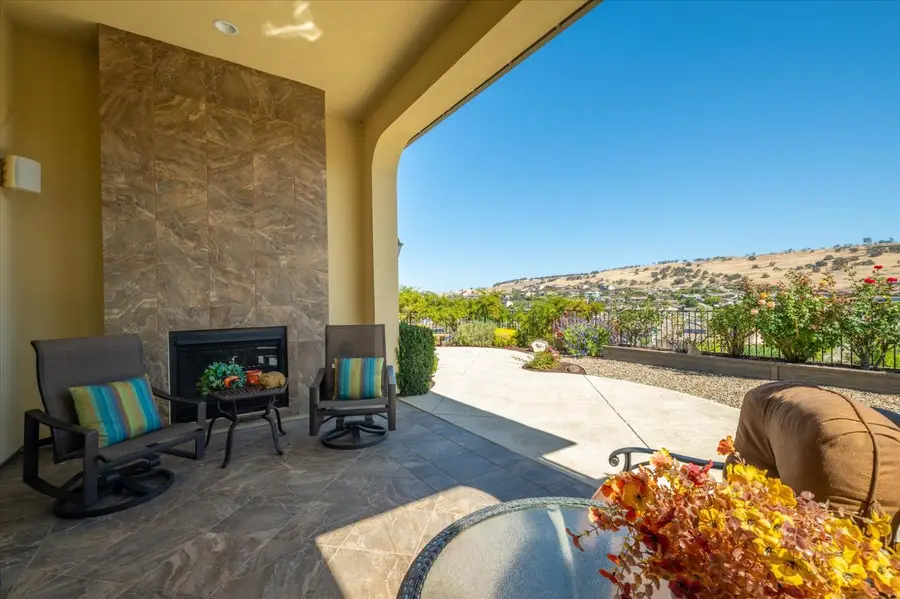 877 Candlewood Drive, El Dorado Hills, CA 95762 - #2