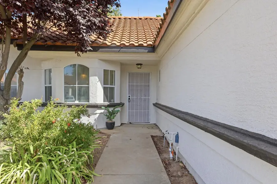 823 Claybury Court, Galt, CA 95632 - #3