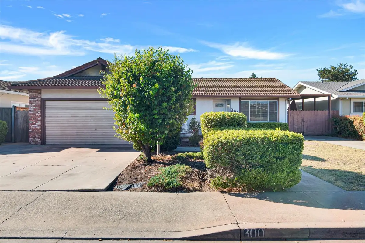 300 Brian Lane, Turlock, CA 95382 - #1