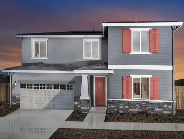 2403 Golden Bear St, Manteca, CA 95337