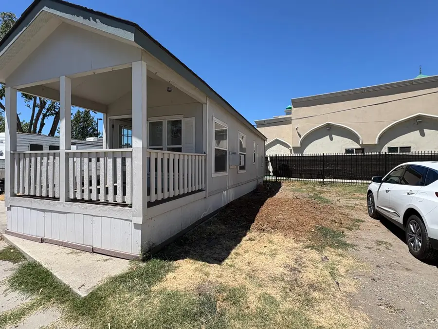 710 Glide Avenue #4, West Sacramento, CA 95691 - #2