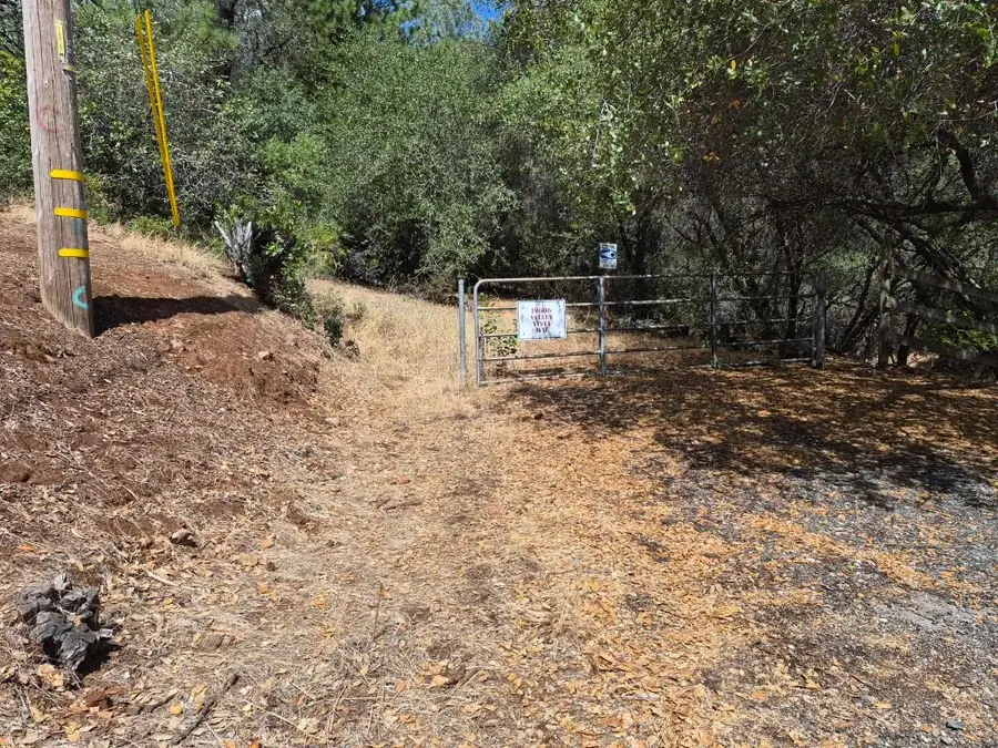 19606 Valley Vista Way, Penn Valley, CA 95946 - #2