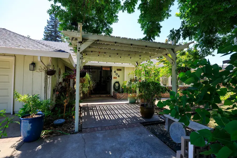 404 W Rumble Road, Modesto, CA 95350 - #3