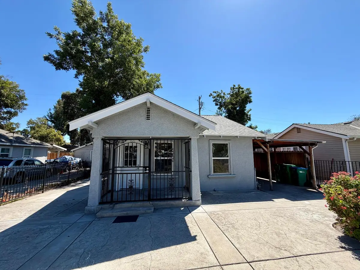1824 E Acacia Street, Stockton, CA 95205 - #1