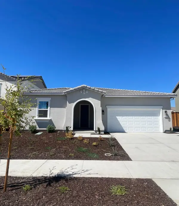 1225 Silver Feather Way, Roseville, CA 95747