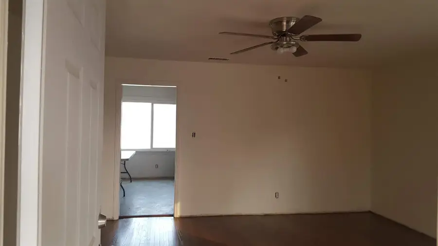1661 Glenrose Avenue, Sacramento, CA 95815 - #3