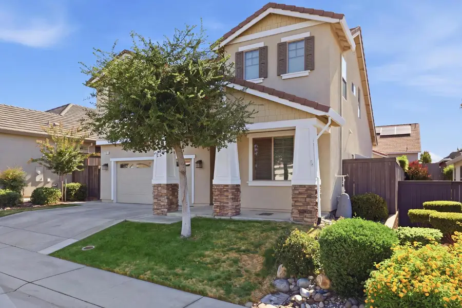 821 Stage Stop Loop, Rocklin, CA 95765 - #3