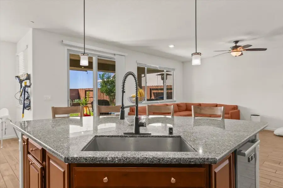 3766 Rockdale Drive, Rancho Cordova, CA 95742 - #2