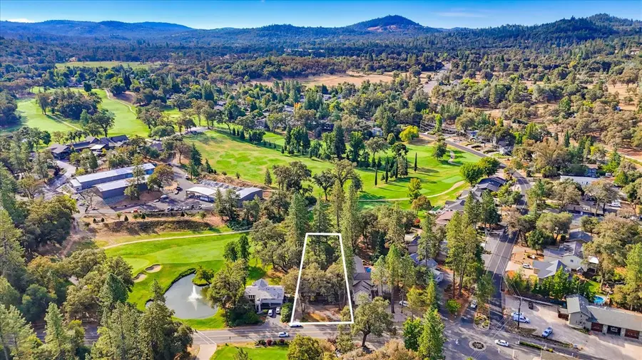 11329 Lake Wildwood Drive, Penn Valley, CA 95946 - #2