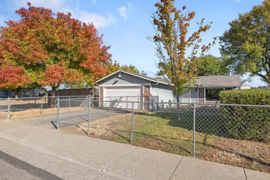 9329 Henley Way, Sacramento, CA 95826 - #3