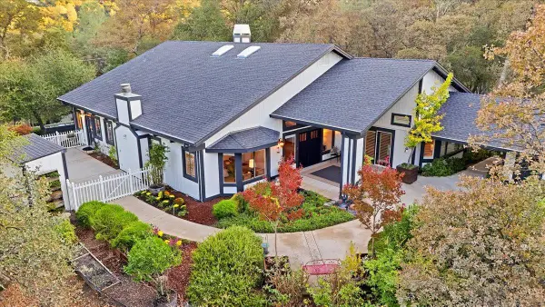 12025 Wanderer Road, Auburn, CA 95602