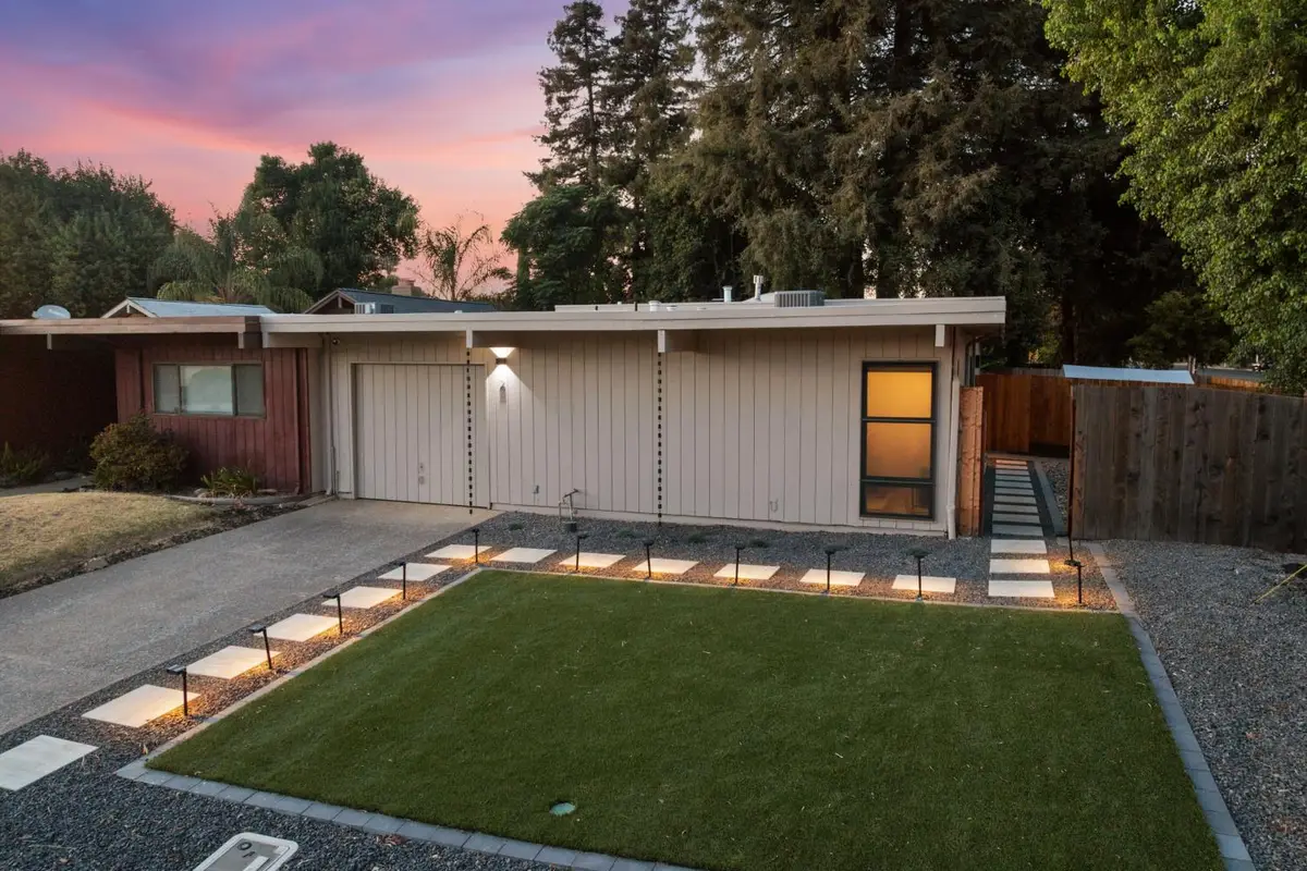 2 Paddle Court, Sacramento, CA 95833 - #1