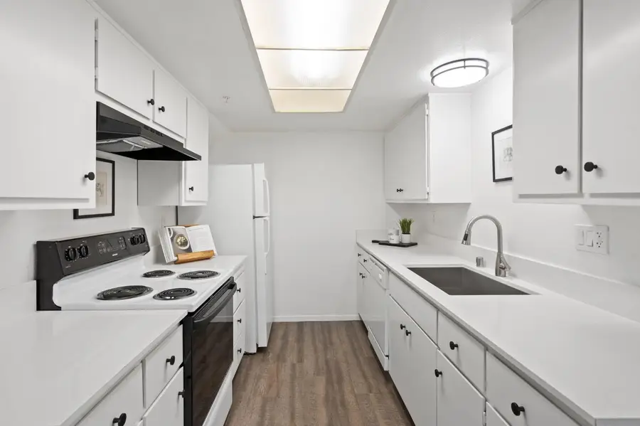 1311 Drake Drive #7, Davis, CA 95616 - #3